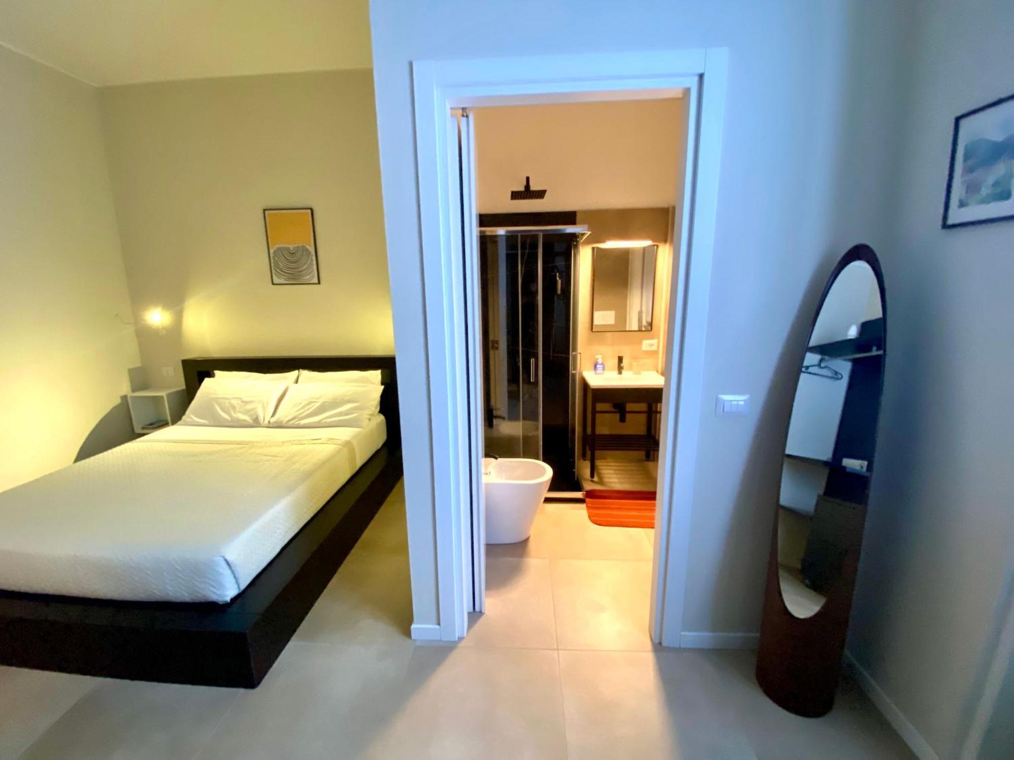 Como City Apartment Giulio Cesare מראה חיצוני תמונה